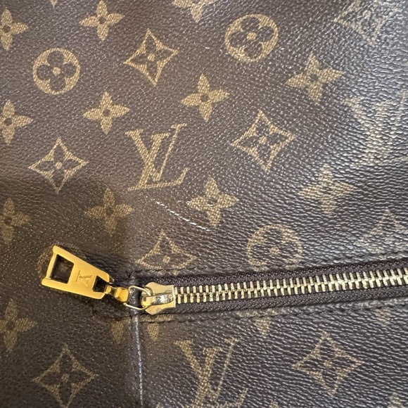 Louis Vuitton Melie Handbag Monogram Canvas LV - Picture 3 of 14